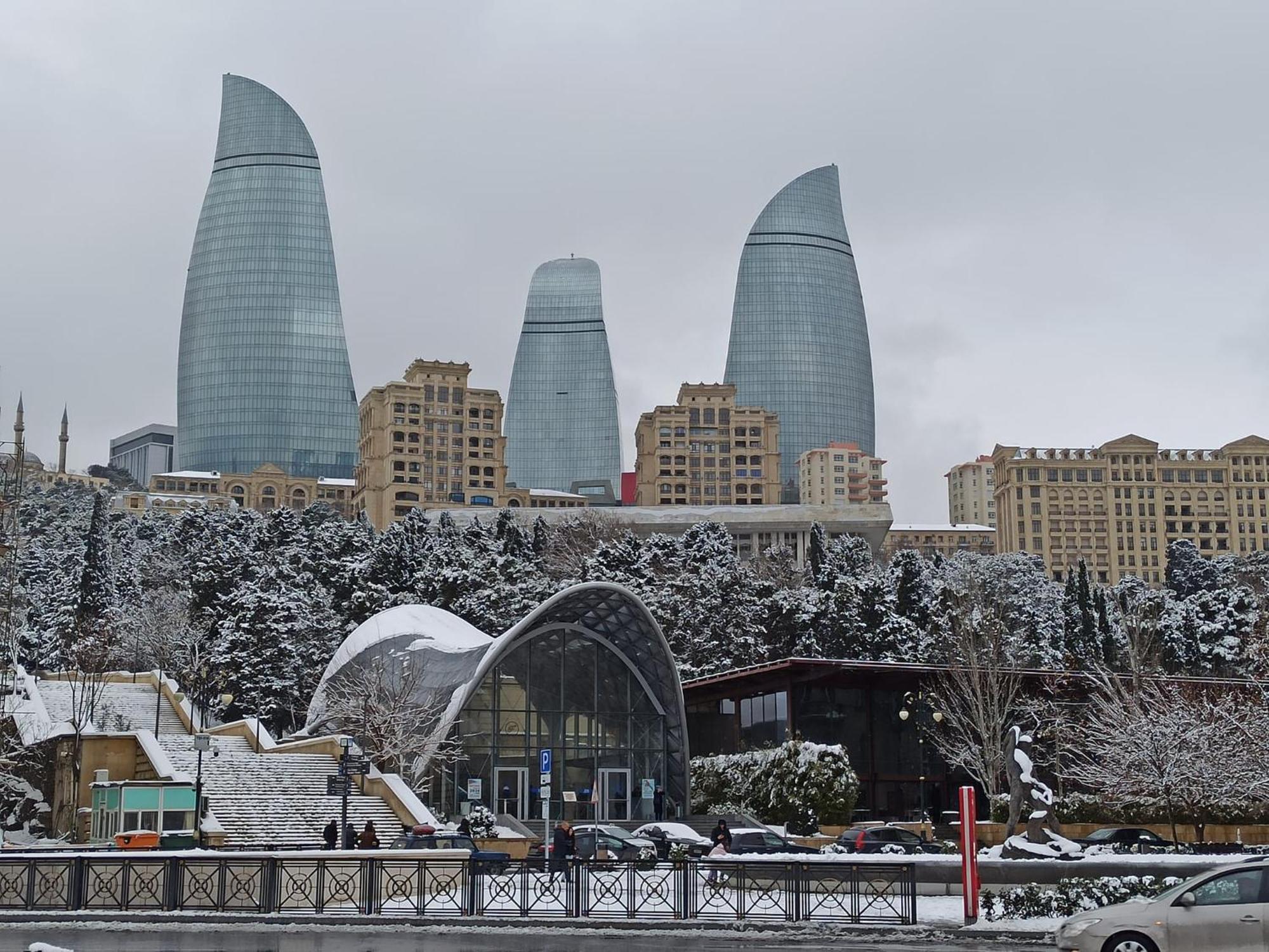 R Studios Old Baku Exterior foto