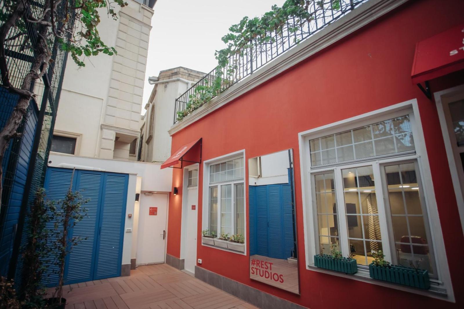 R Studios Old Baku Exterior foto